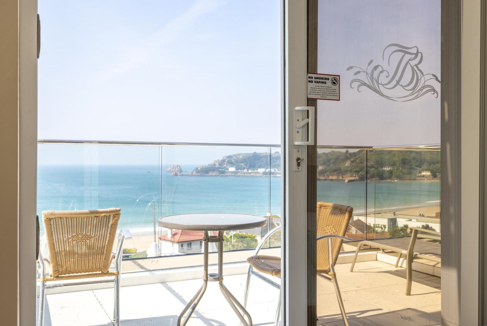 Biarritz Hotel St Brelade Ngoại thất bức ảnh